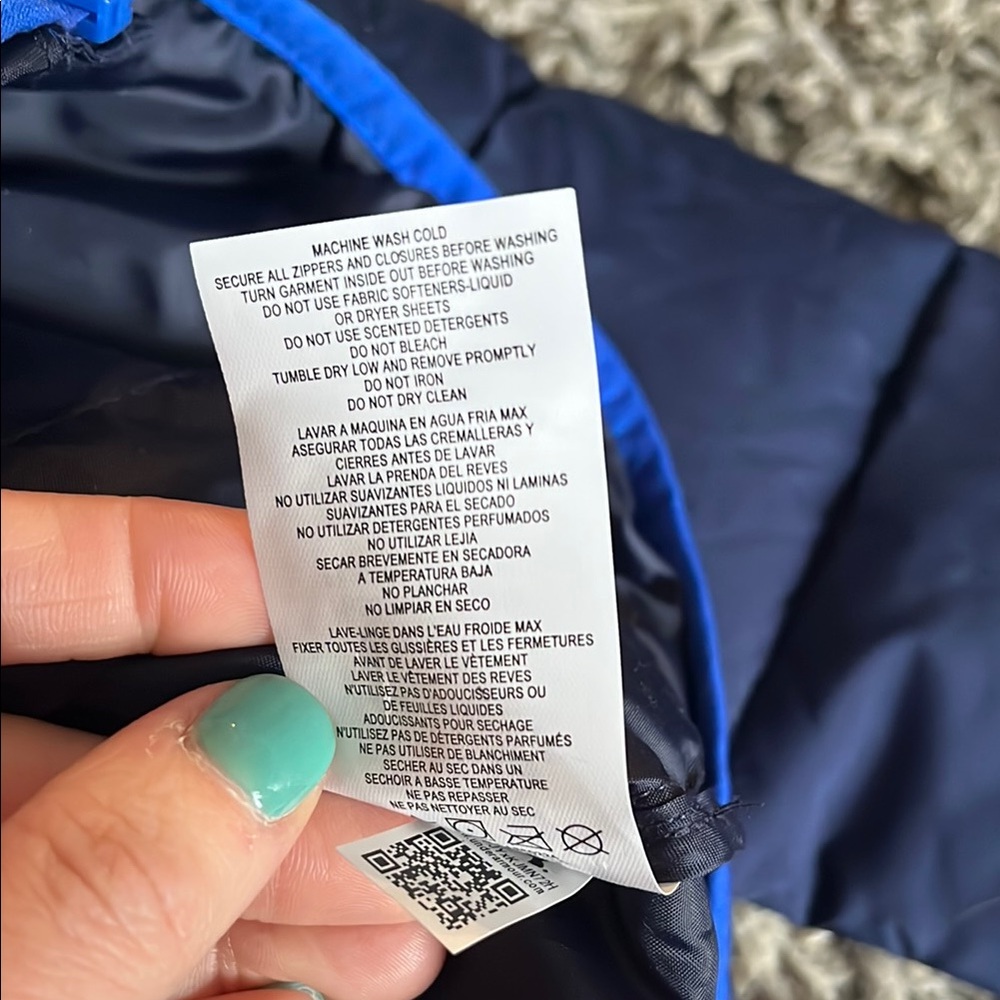 UA Boys’ Puffer Coat - Picture 4 of 9